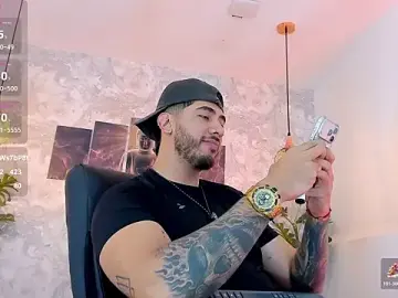 Stripchat Sex Cam of Nate_franco