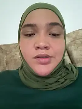 Stripchat Adult Webcam of sweetmuslim01