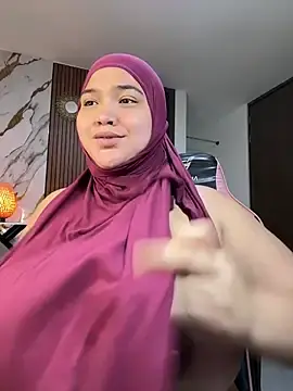 Stripchat Best Webcam of sweetmuslim01
