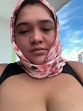 Stripchat Free Live Porn of sweetmuslim01