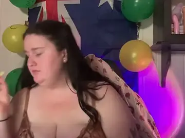 Stripchat Free Porn Cam of xopeachybaby