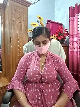Stripchat Live Sex Cam of Cute_Faria
