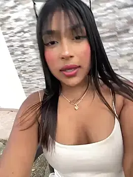 Stripchat Watch Live Sex Cams of Mariangel_11