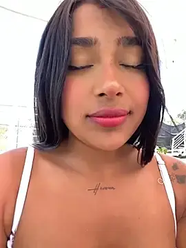 Stripchat Live Porn of Mariangel_11