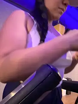 Stripchat Free Porn Cam of kim_monti