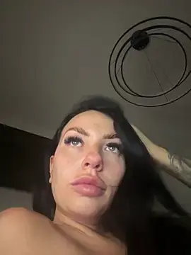 Stripchat Adult Video Chat of BELLABLACKXUK