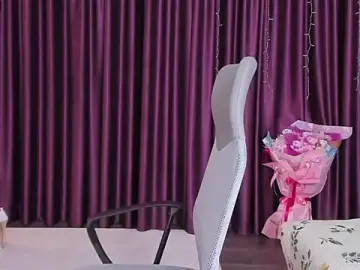 Stripchat Best live sex cam show of RileyNoxx_