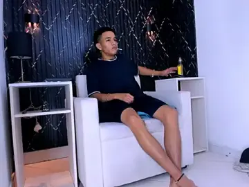 Stripchat Live Sex Cam of Lian_Jacob