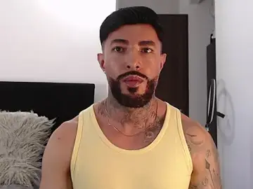 Stripchat Best live sex cam show of andrea_de_lucaa