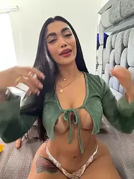 Stripchat Best live sex cam show of emma_andrew1