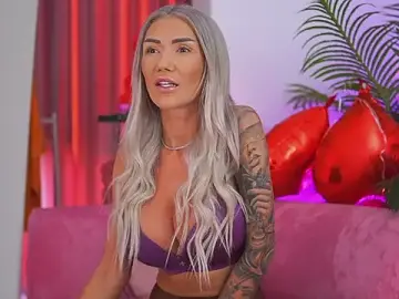 Stripchat Watch Live Sex Cams of fallingangel