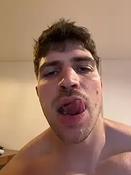 Stripchat Free Porn Cam of ArgentiiinoBoy