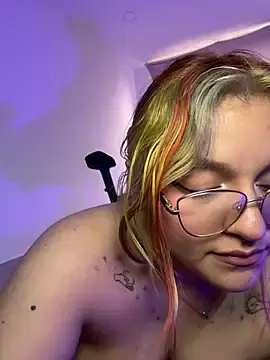 Stripchat Nude Webcam of Sophia_Weest99