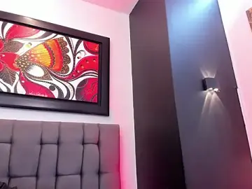 Stripchat Free Live Porn of CloeMature