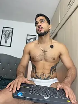 Stripchat Best live sex cam show of Maximiliano_ford