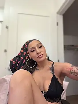 Stripchat Best live sex cam show of FerrariFrench