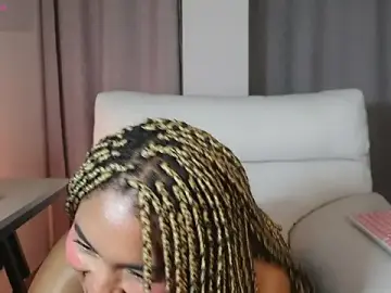 Stripchat Free Porn Cam of Mia_sweet80