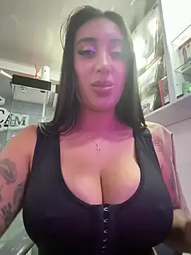 Stripchat Live Sex Cam of Hannahoff