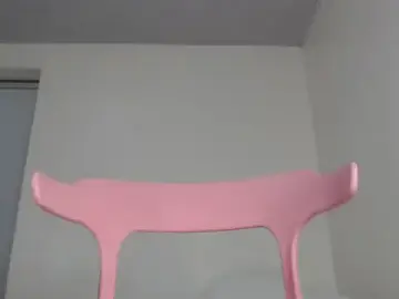 Stripchat Sex Cam of Kitty_Mifl