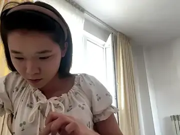 Stripchat Watch Live Sex Cams of Mika_strawberry