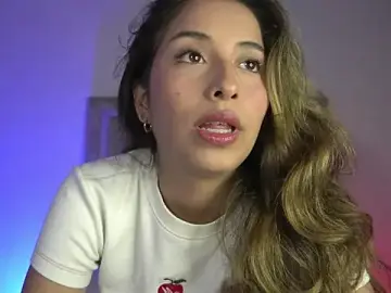 Stripchat Free Porn Cam of little-Emma