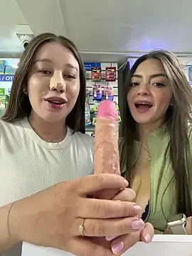 Stripchat Free Porn Cam of roouse