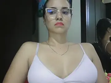 Stripchat Adult Webcam of trianabell