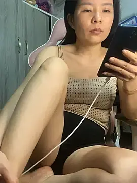 Stripchat Sex Chat of Ivy_Trix2