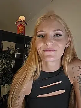 Stripchat Nude Webcam of LessiaMia