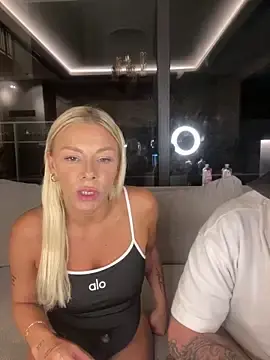 Stripchat Adult Webcam of SexOnMyLvL