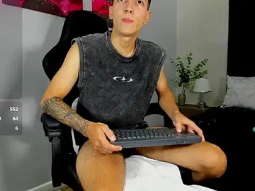Stripchat Nude Webcam of Gian_Rossi
