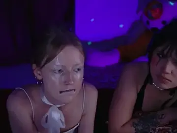 Stripchat Free Live Porn of KiraMontoya
