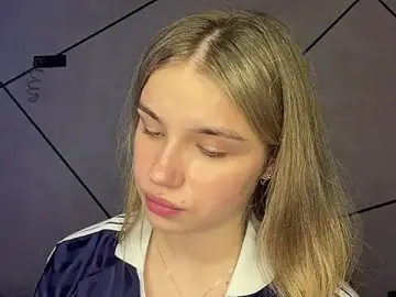 Stripchat Sex Cam of EarthaStinett