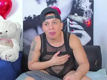 Stripchat Best live sex cam show of Angeline_focus
