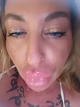 Stripchat Best Webcam of MiaMooly