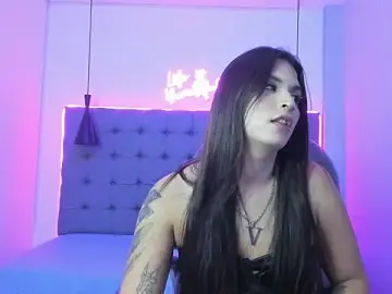 Stripchat Nude Webcam of CryBabyVelvet