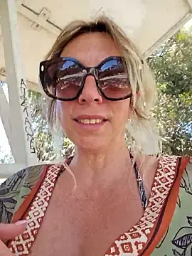Stripchat Best live sex cam show of Ina_Your_Queen