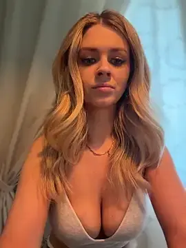Stripchat Adult Webcam of Love_Bri