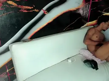 Stripchat Free Live Porn of rich_dirty_sex69