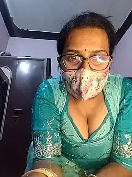 Stripchat Live Sex Cam of Wild-Couples9
