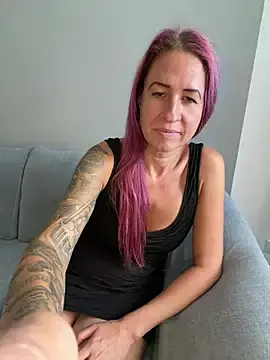 Stripchat Watch Live Sex Cams of GermanMilfJasmin