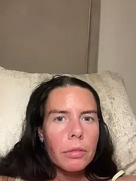 Stripchat Live Sex Cam of Cleoluxex