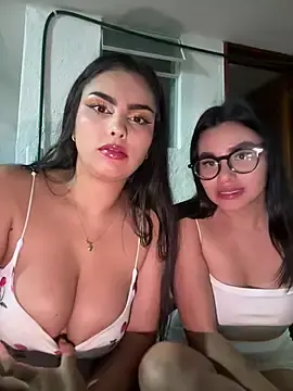 Stripchat Free Live Porn of Maddy_Rouse_