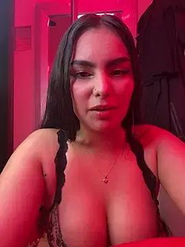 Stripchat Adult Webcams of Maddy_Rouse_