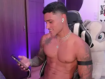 Stripchat Live Sex of Alessandro_Vanni