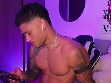 Stripchat Best live sex cam show of Alessandro_Vanni
