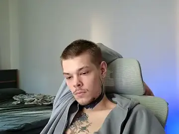 Stripchat Watch Live Sex Cams of DENIS_HERE