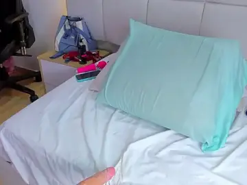 Stripchat Free Live Porn of MajoLinares