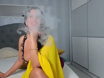 Stripchat Sex Cam of _adelle