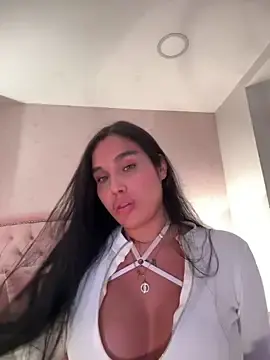 Stripchat Live Sex of Bella__Wood
